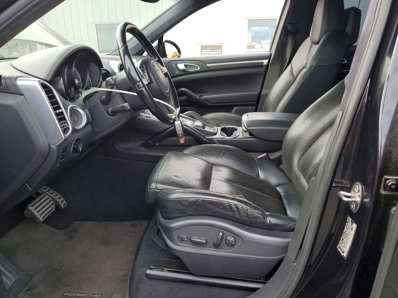 2011 Porsche Cayenne S Hybrid Black vin: WP1AE2A24BLA92733