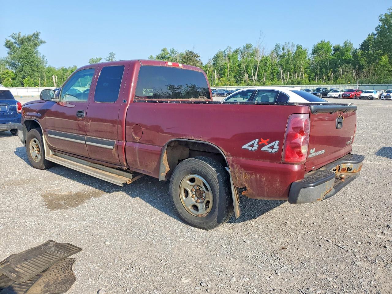 2003 Chevrolet Silverado K1500 Maroon vin: 1GCEK19VX3E323869
