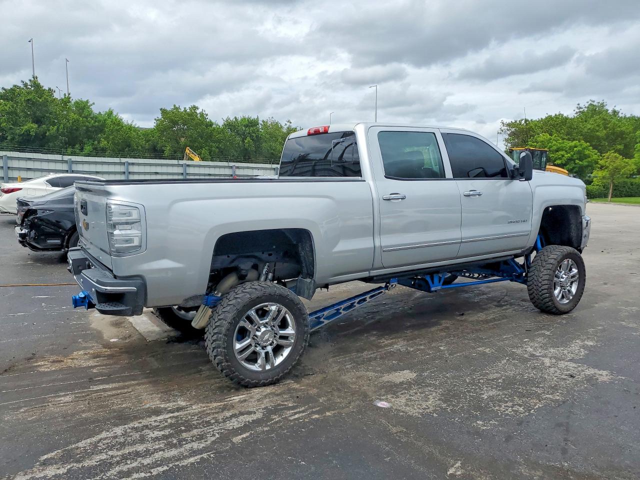 2015 Chevrolet Silverado K2500 Heavy Duty Ltz White vin: 1GC1KWE83FF172786