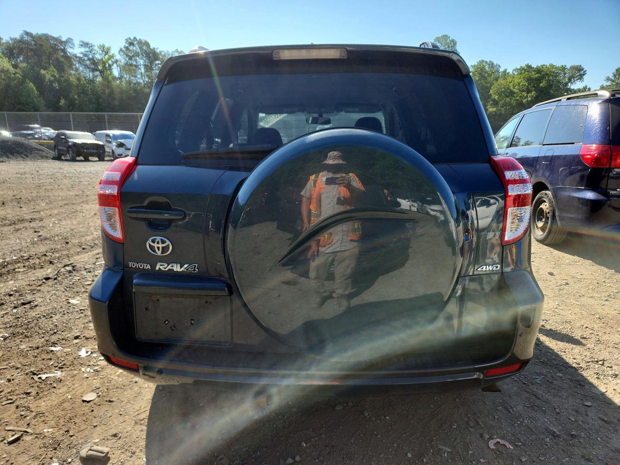 2009 Toyota Rav4 Base Зеленый vin: JTMBF33V69D004690