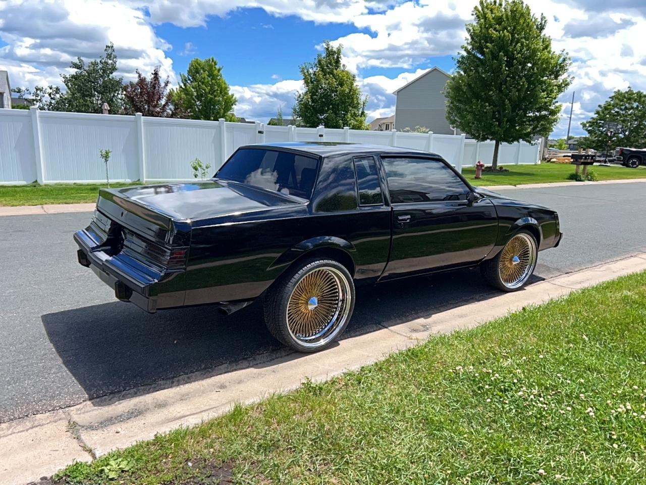 1981 Buick Regal V/8-ls Motor Black vin: 1G4AJ47A0BG120538