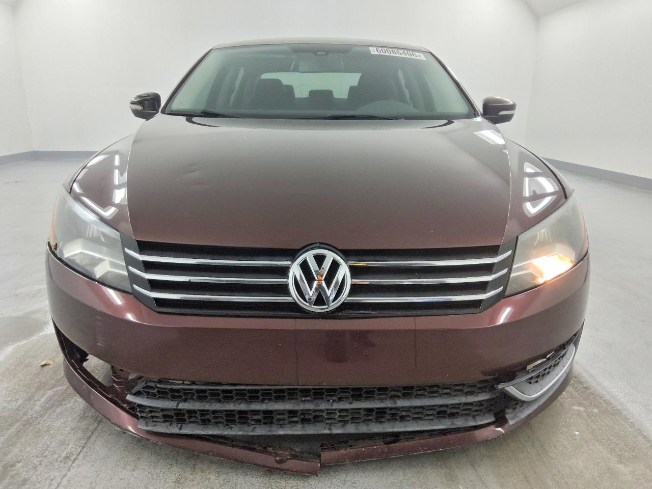 2013 Volkswagen Passat S Burgundy vin: 1VWAP7A39DC052052