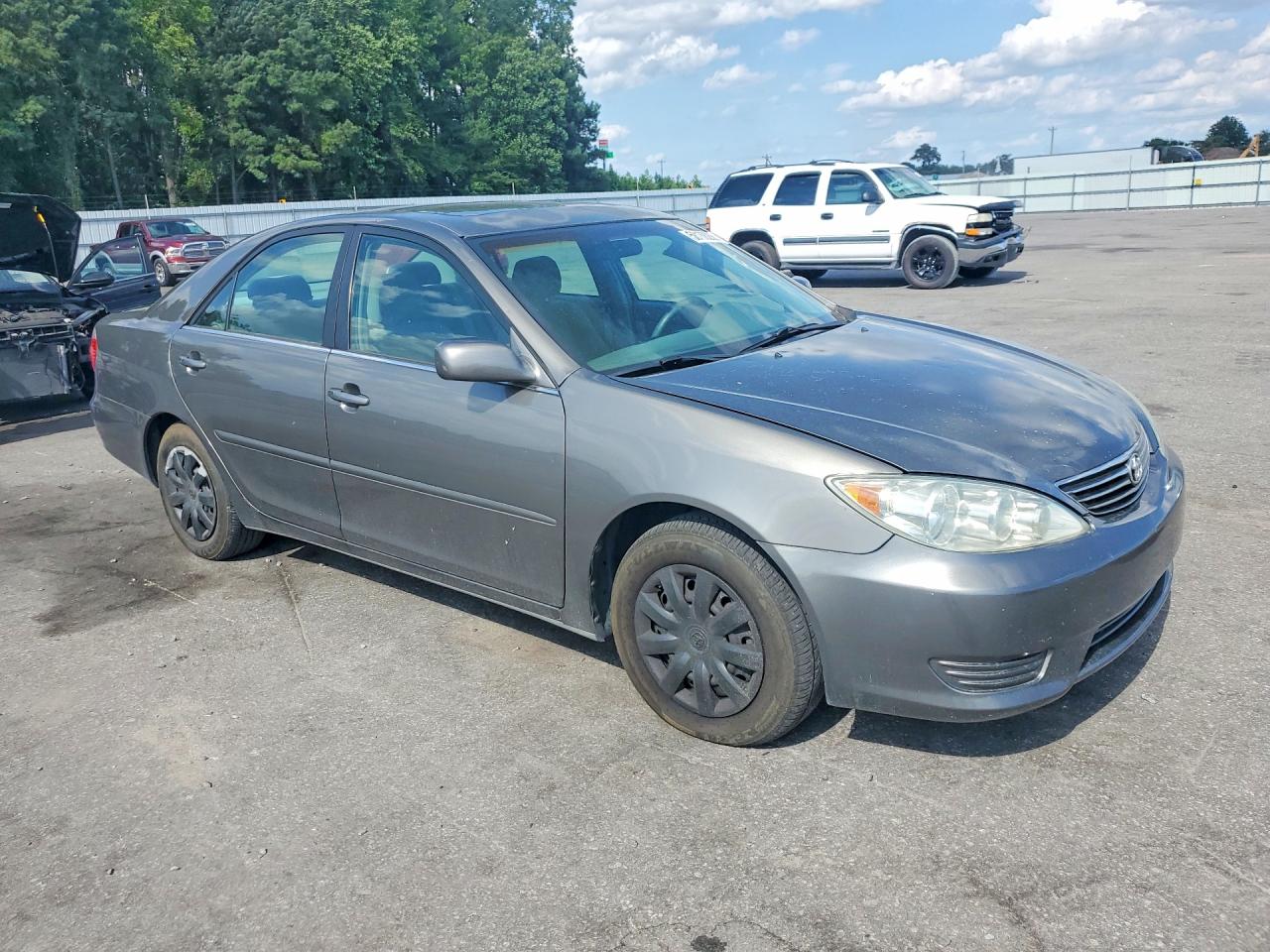 2005 Toyota Camry Le Gray vin: 4T1BE32K65U545027