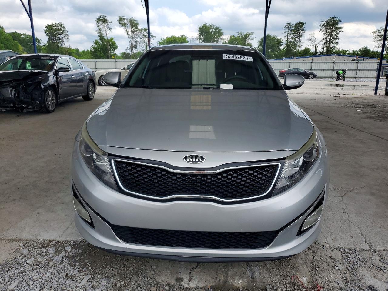 2015 Kia Optima Lx Серебряный vin: 5XXGM4A75FG426697