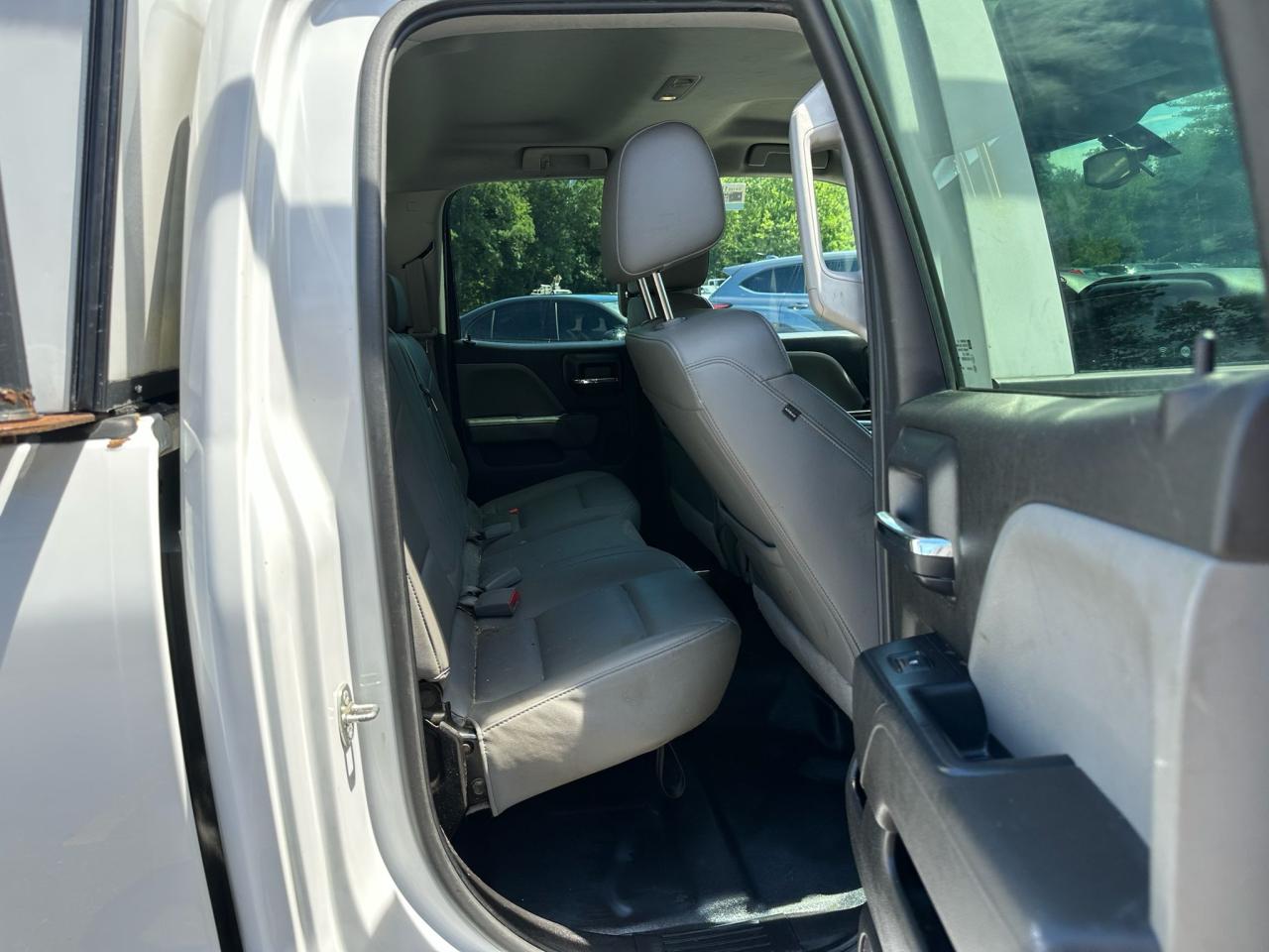 2016 Chevrolet Silverado K1500   Белый vin: 1GCVKNECXGZ395407