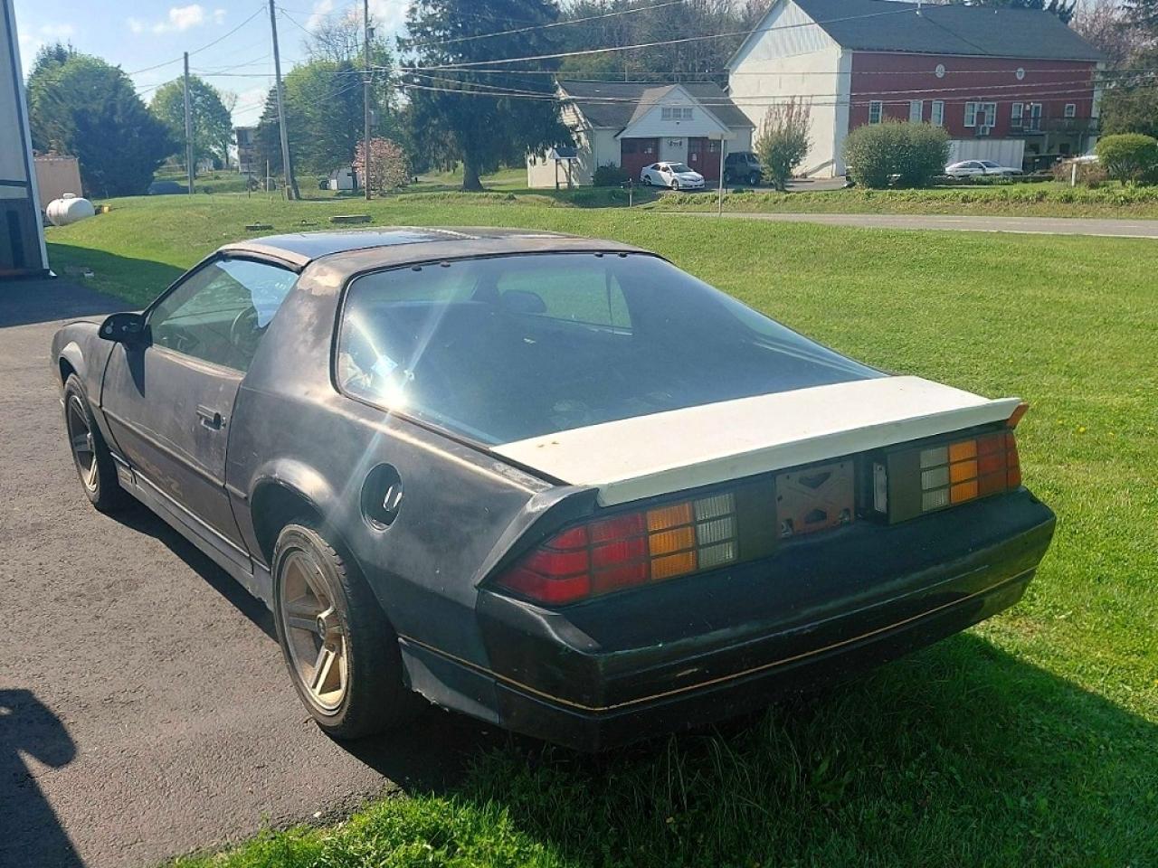 1987 Chev Camaro Черный vin: 1G1FP21F9HN102666