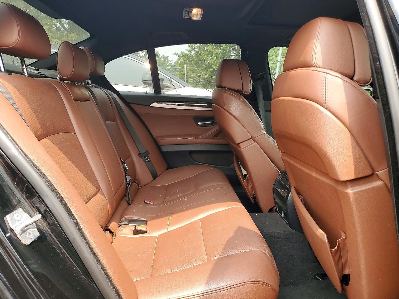 2013 Bmw 535 Xi Черный vin: WBAFU7C5XDDU75830