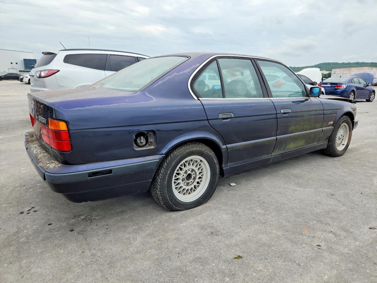 1995 Bmw 525 I Automatic Blue vin: WBAHD6325SGK47206
