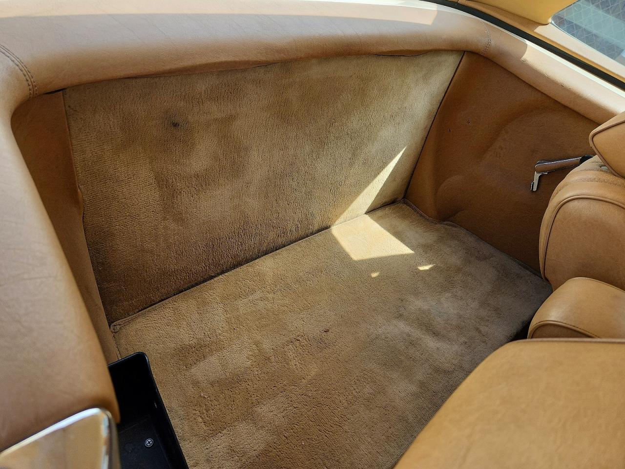 1981 Mercedes-benz 380 Sl Beige vin: WDBBA45AXBB001578