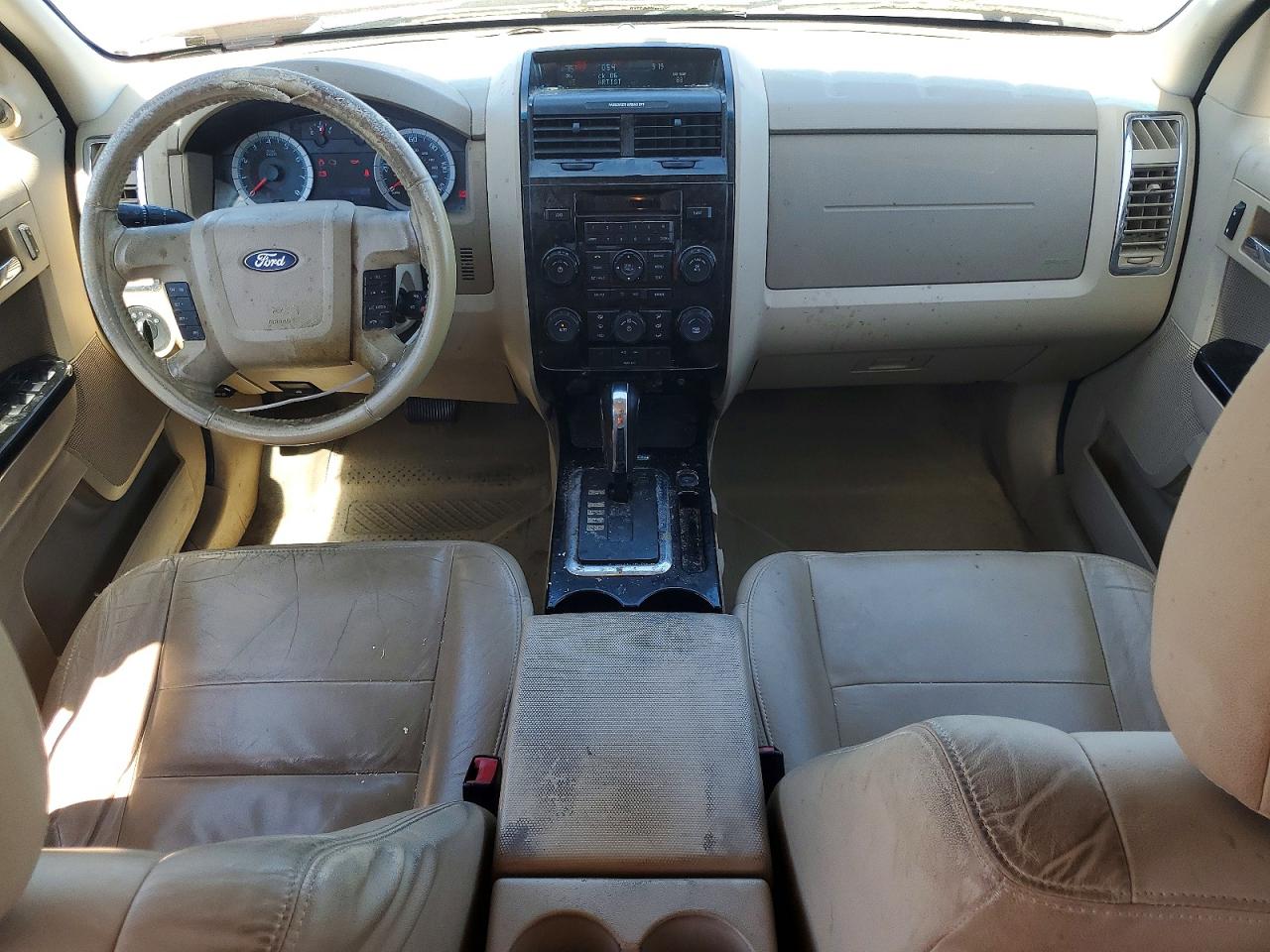 2010 Ford Escape Limited Red vin: 1FMCU9EG2AKB10867