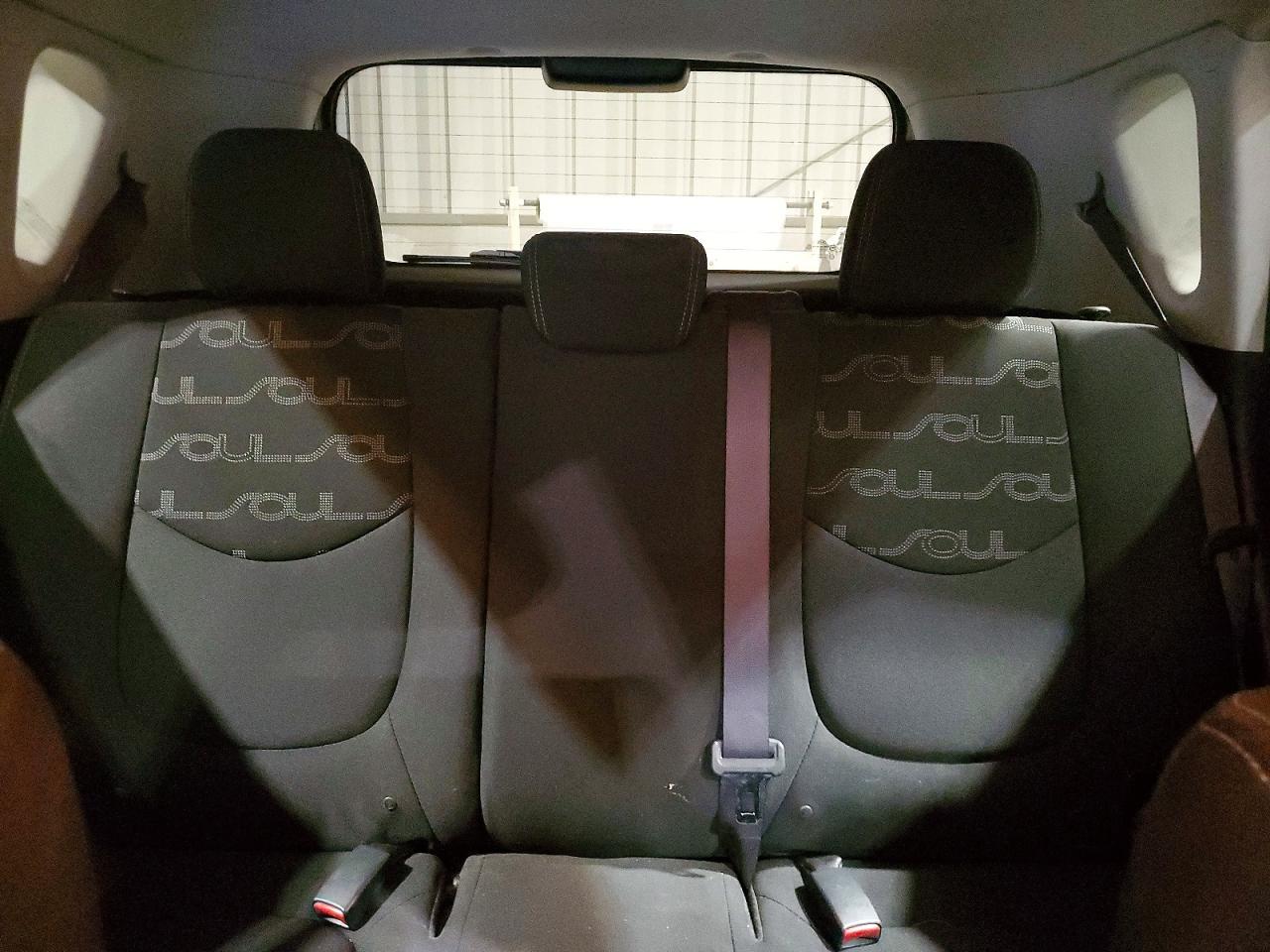 2012 Kia Soul + Green vin: KNDJT2A67C7359366