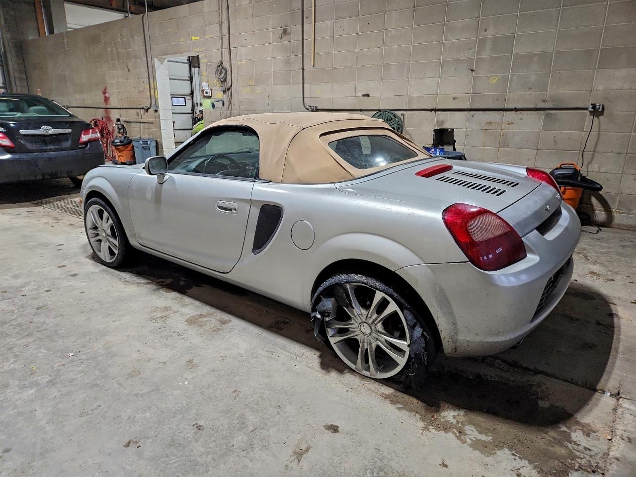 2002 Toyota Mr2 Spyder Silver vin: JTDFR320020048969