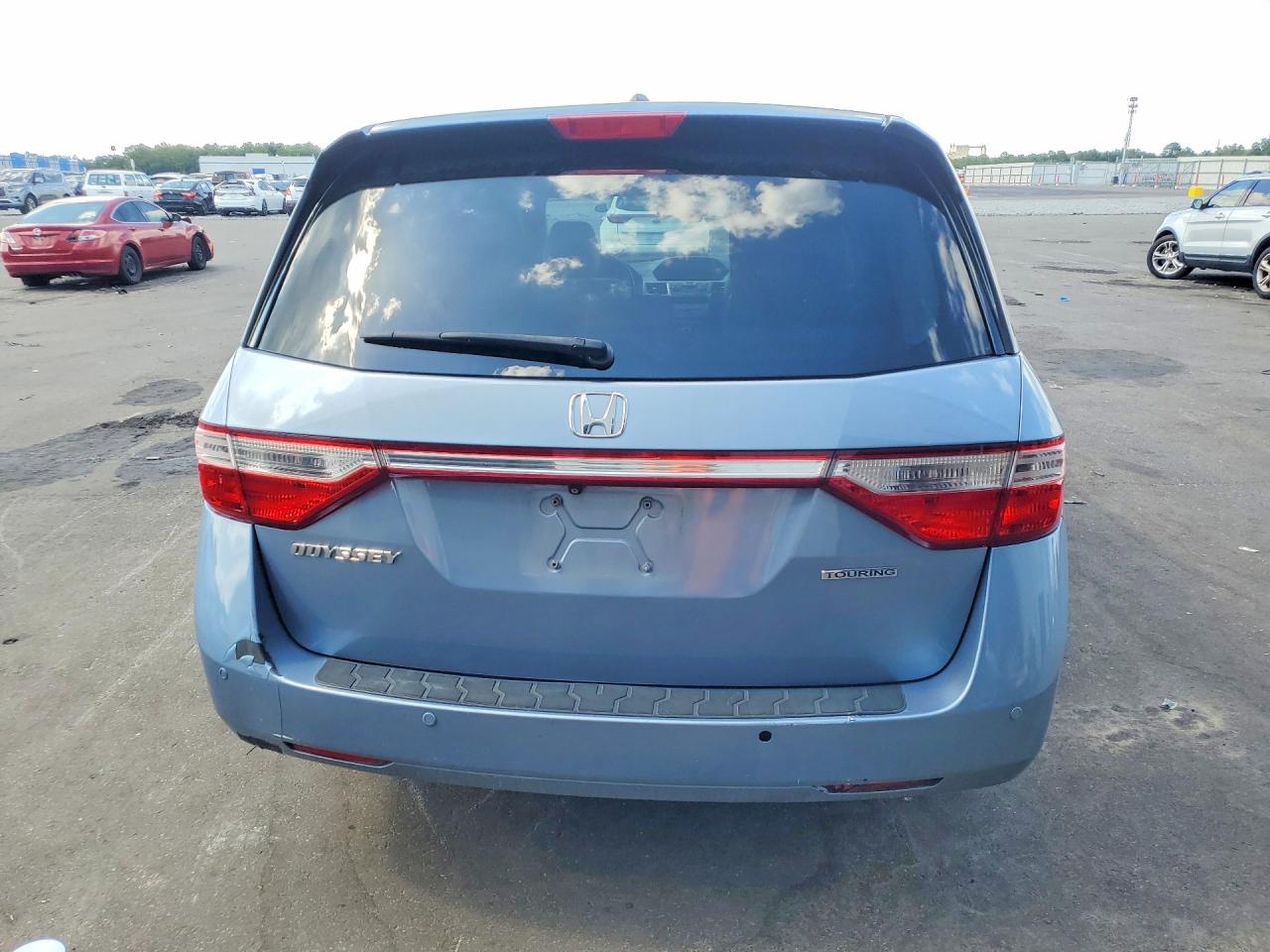 2013 Honda Odyssey Touring Blue vin: 5FNRL5H91DB004483