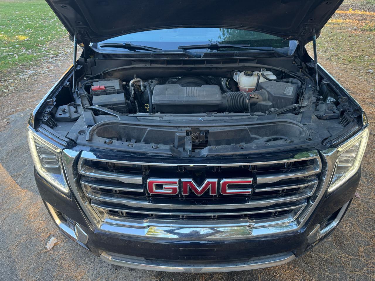 2021 Gmc Yukon Xl K1500 Slt Синий vin: 1GKS2GKD1MR310983