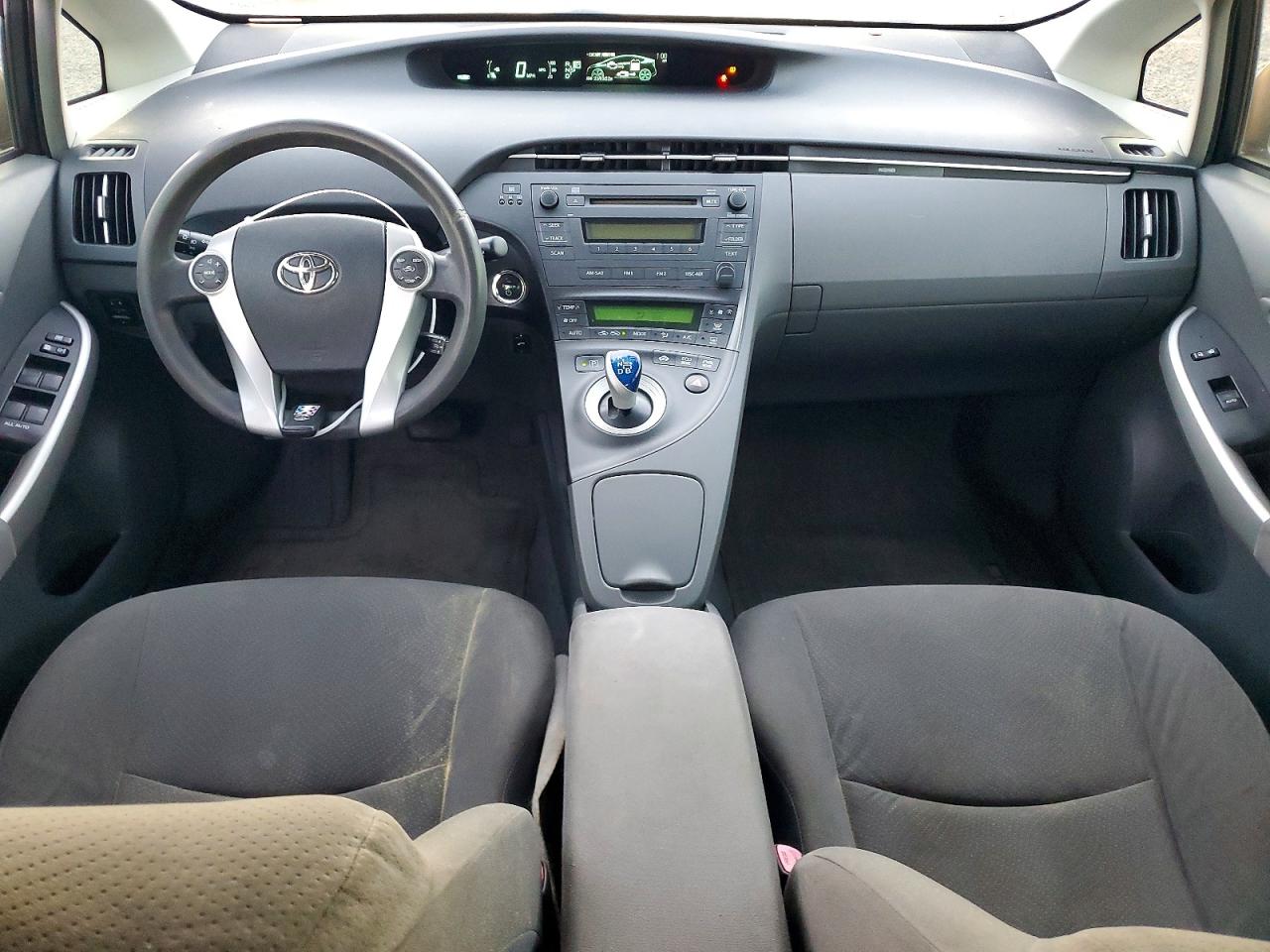 2011 Toyota Prius Two White vin: JTDKN3DU2B0279169