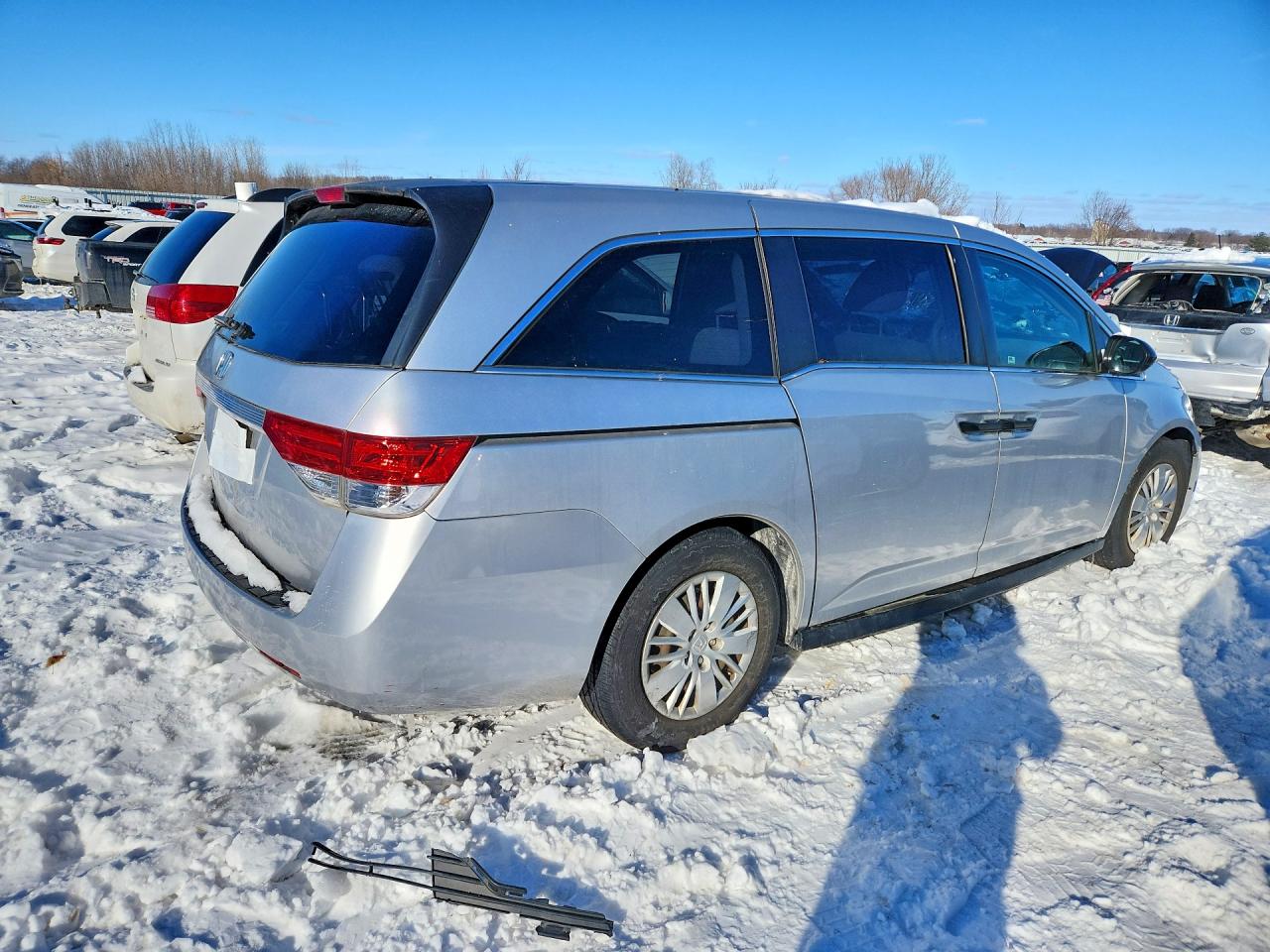 2014 Honda Odyssey Lx Silver vin: 5FNRL5H28EB139058
