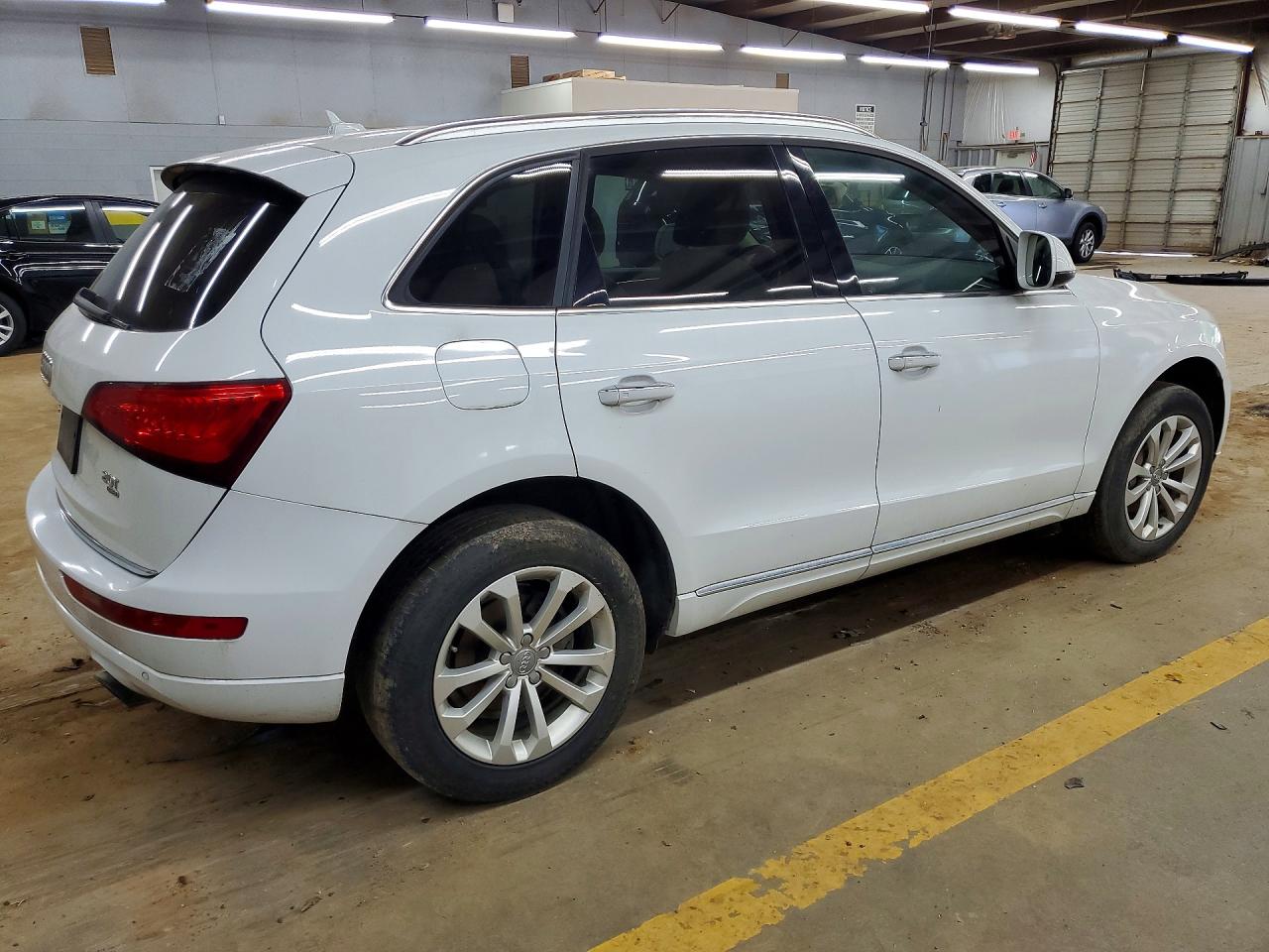 2015 Audi Q5 Premium Plus White vin: WA1LFAFP4FA063332