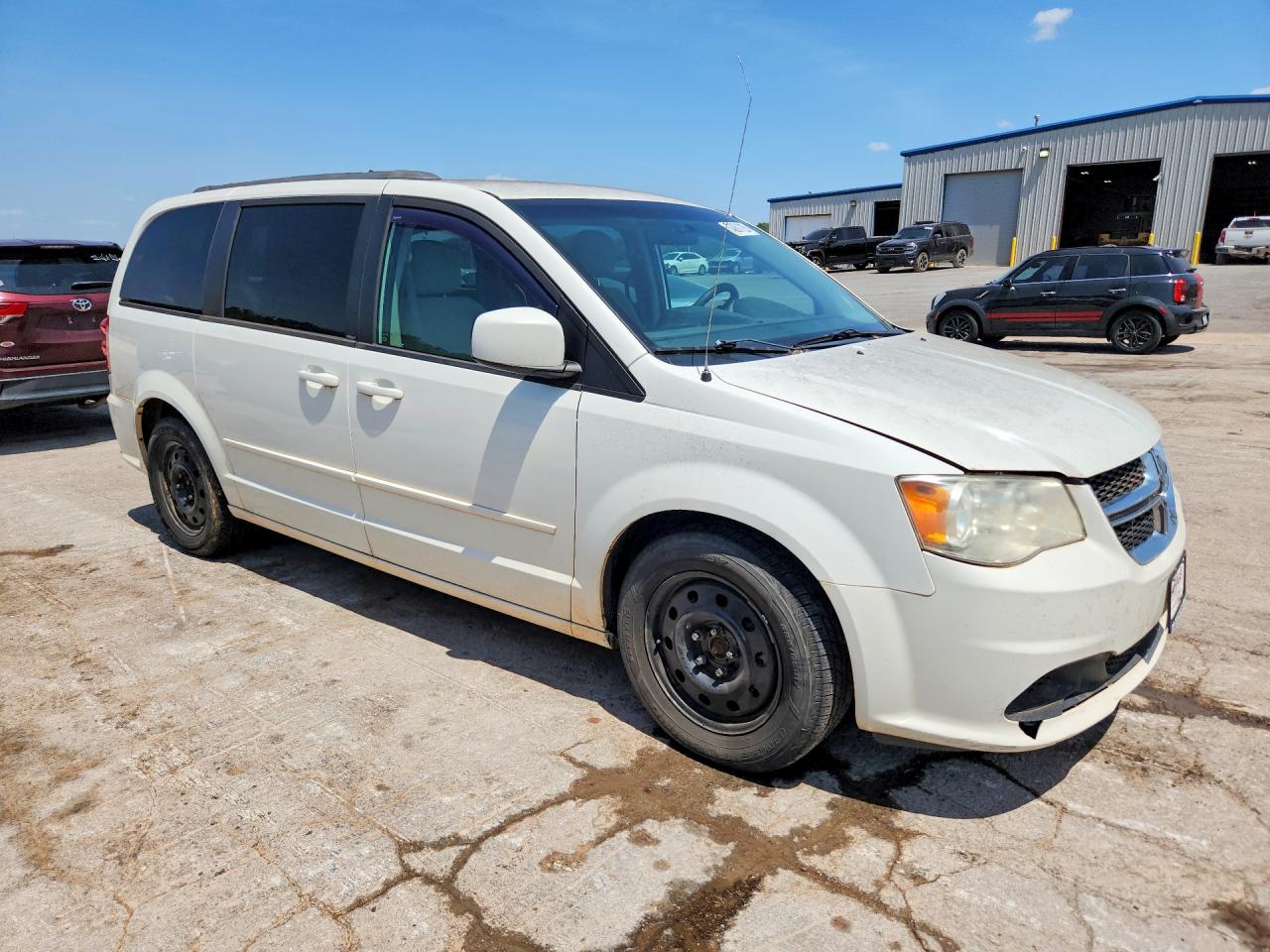 2013 Dodge Grand Caravan Sxt White vin: 2C4RDGCG4DR599882