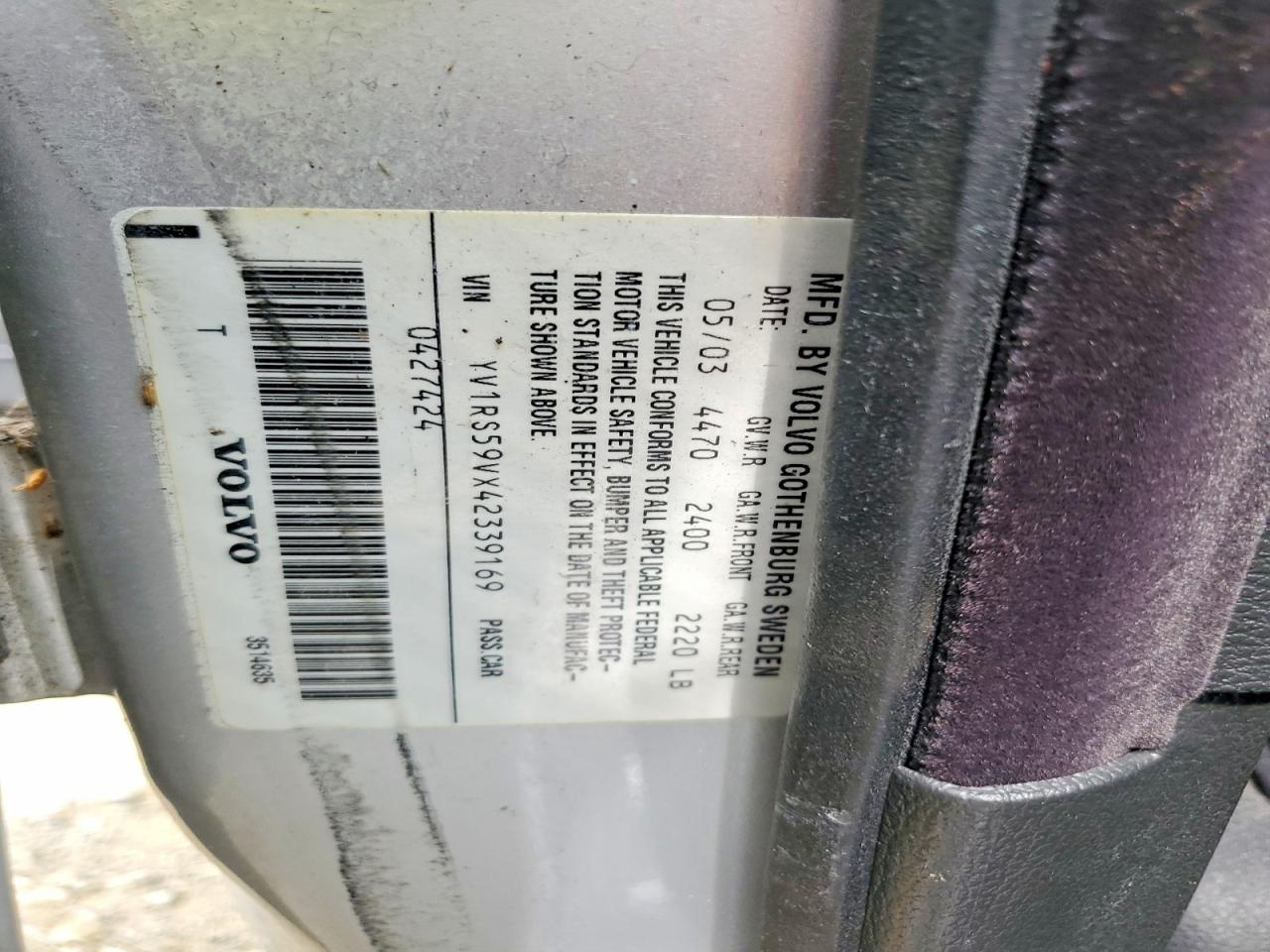 2004 Volvo S60 2.5t Silver vin: YV1RS59VX42339169