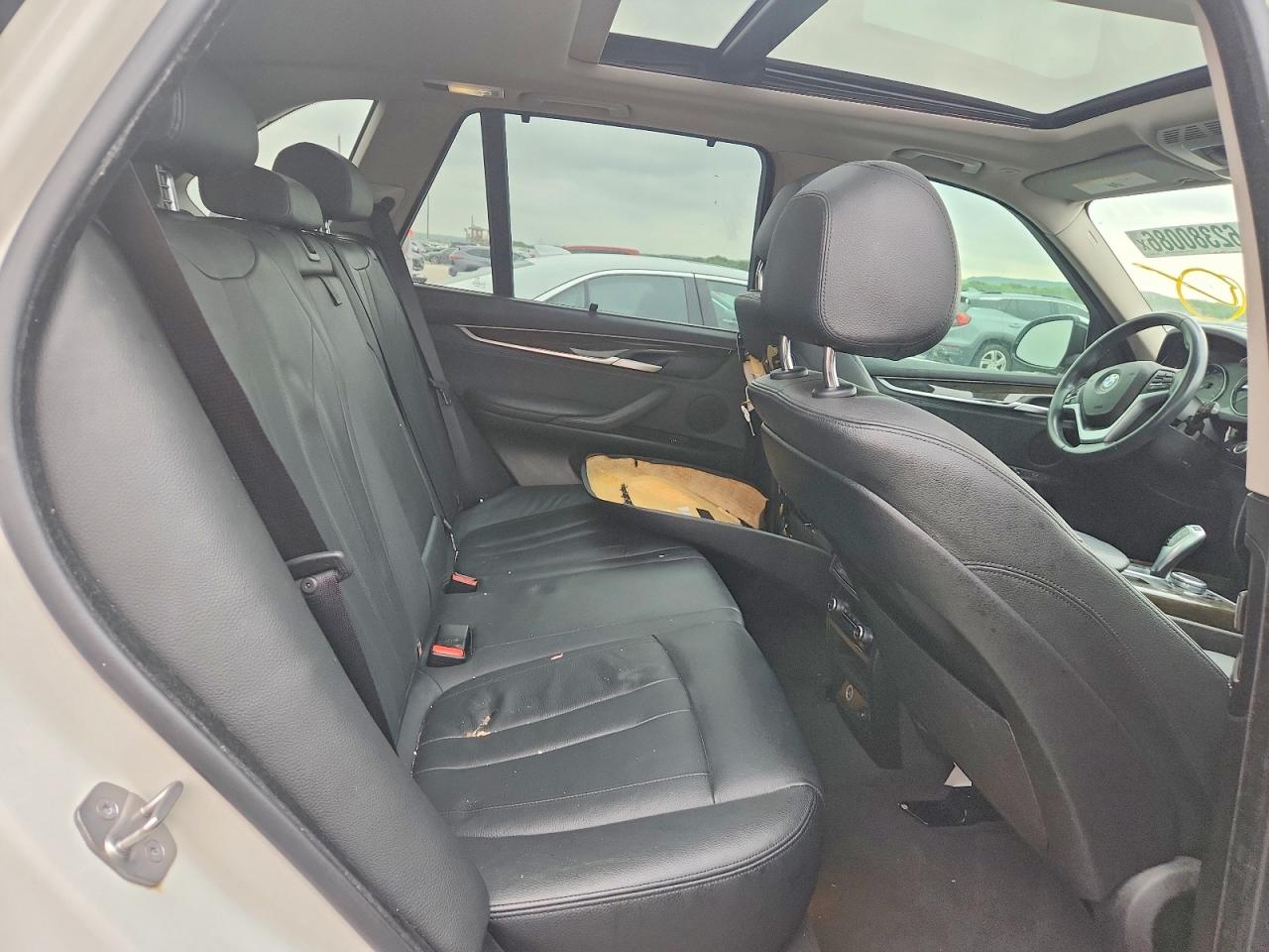2015 Bmw X5 Xdrive35i Белый vin: 5UXKR0C5XF0P11458