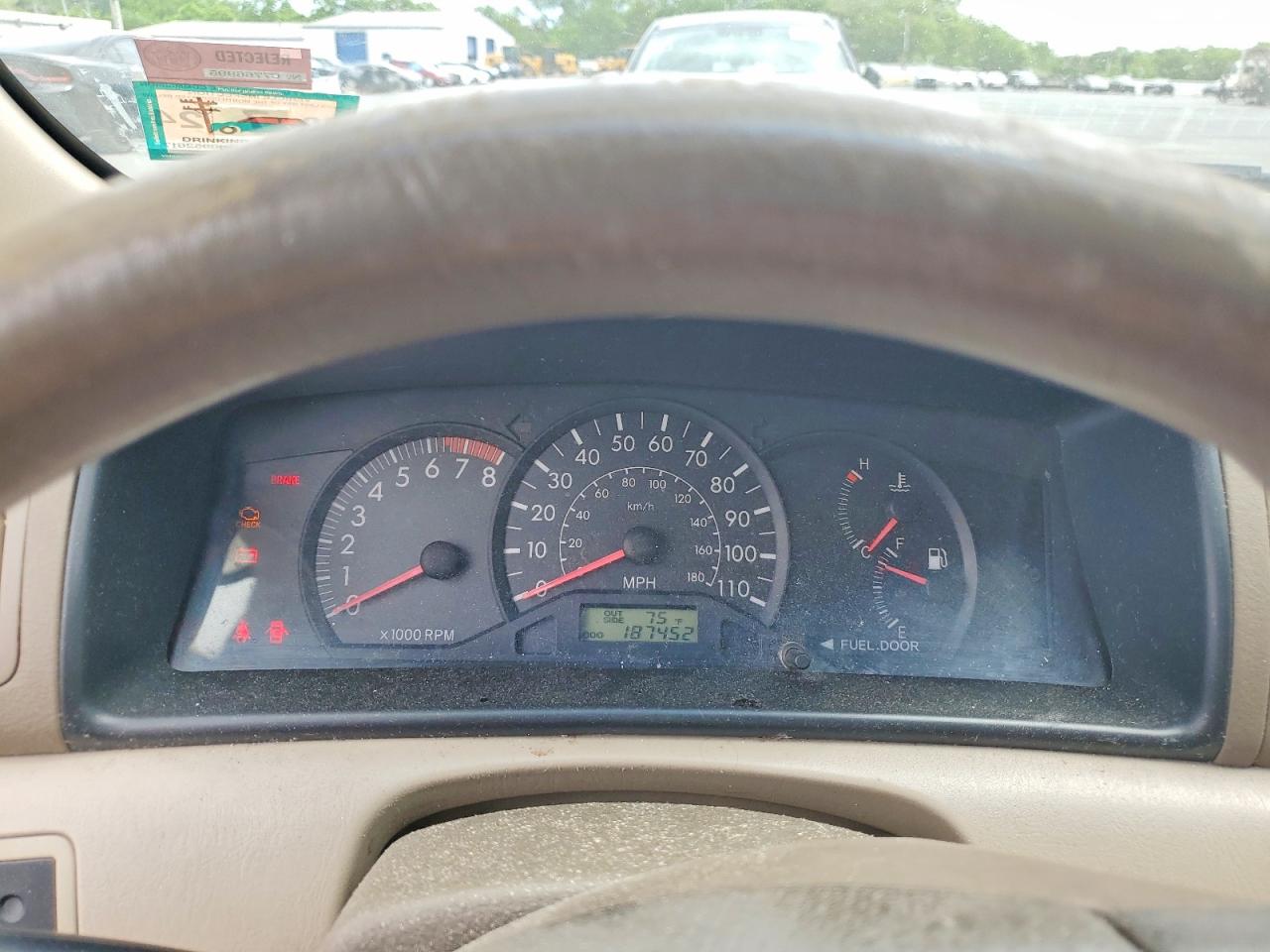 2007 Toyota Corolla Ce Red vin: 2T1BR32E87C849186