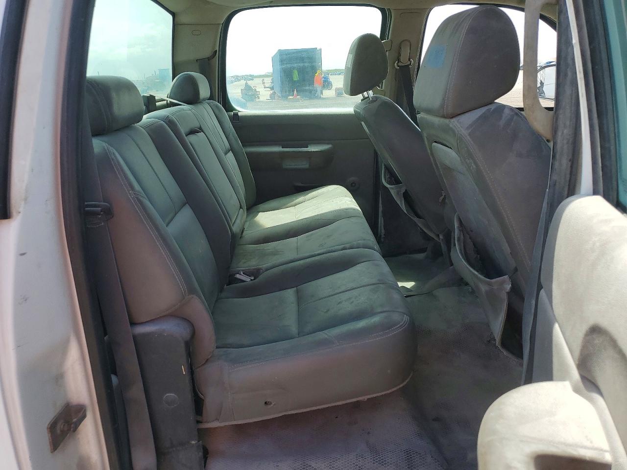 2007 Chevrolet Silverado K2500 Heavy Duty Белый vin: 1GCHK23K57F530901