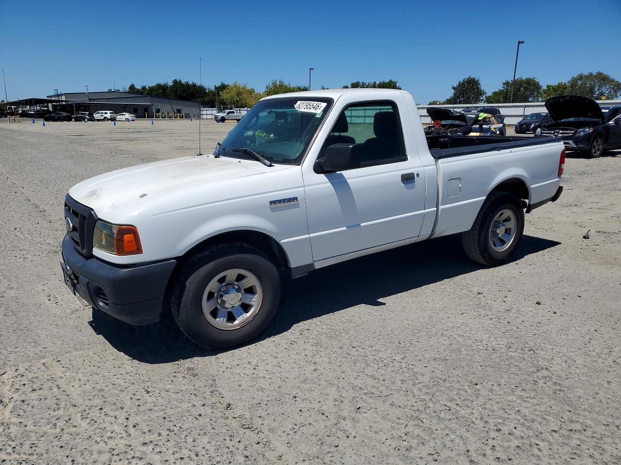 2011 Ford Ranger White vin: 1FTKR1AD3BPA39004