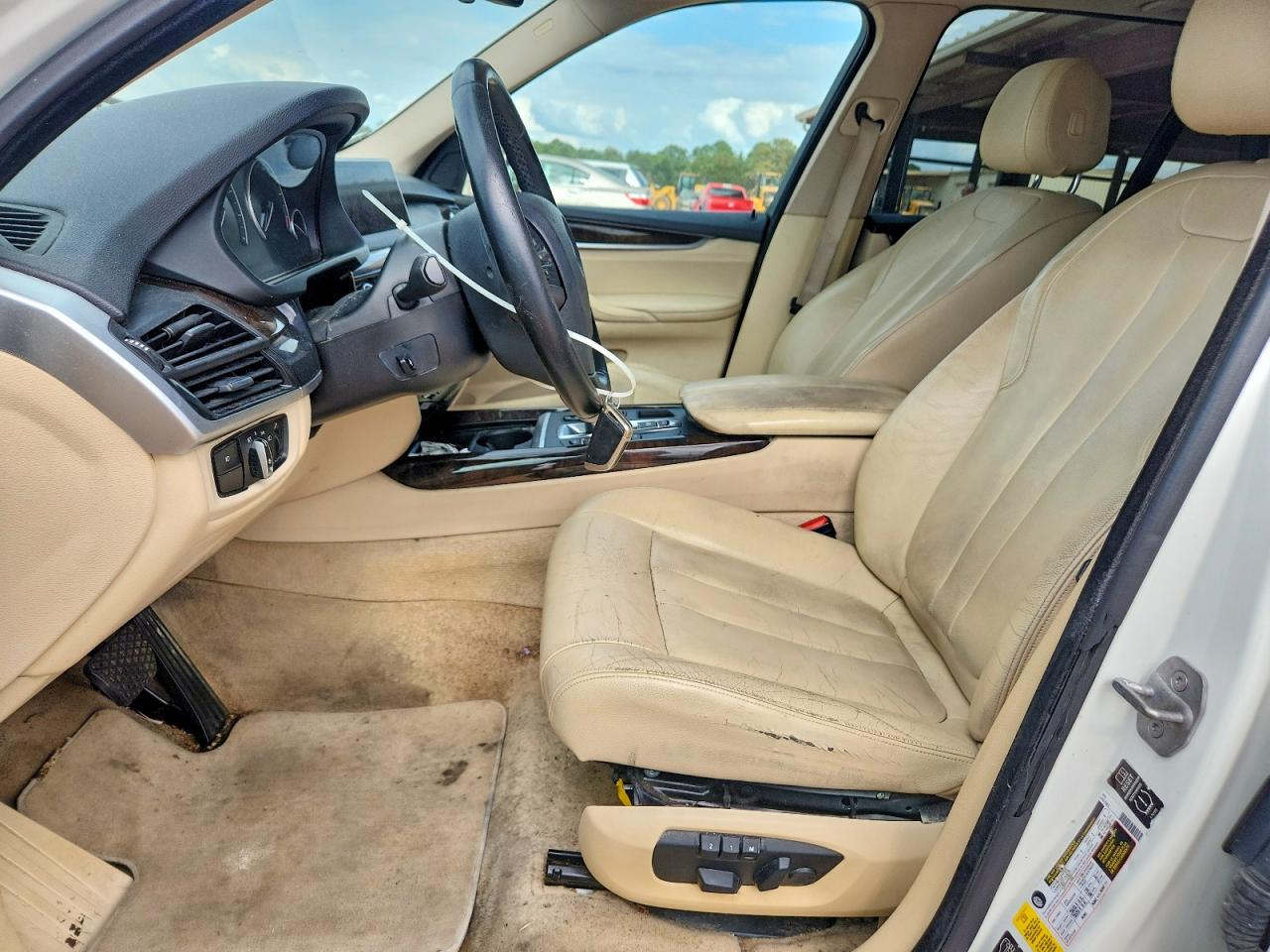 2014 Bmw X5 Xdrive35i White vin: 5UXKR0C58E0K52039