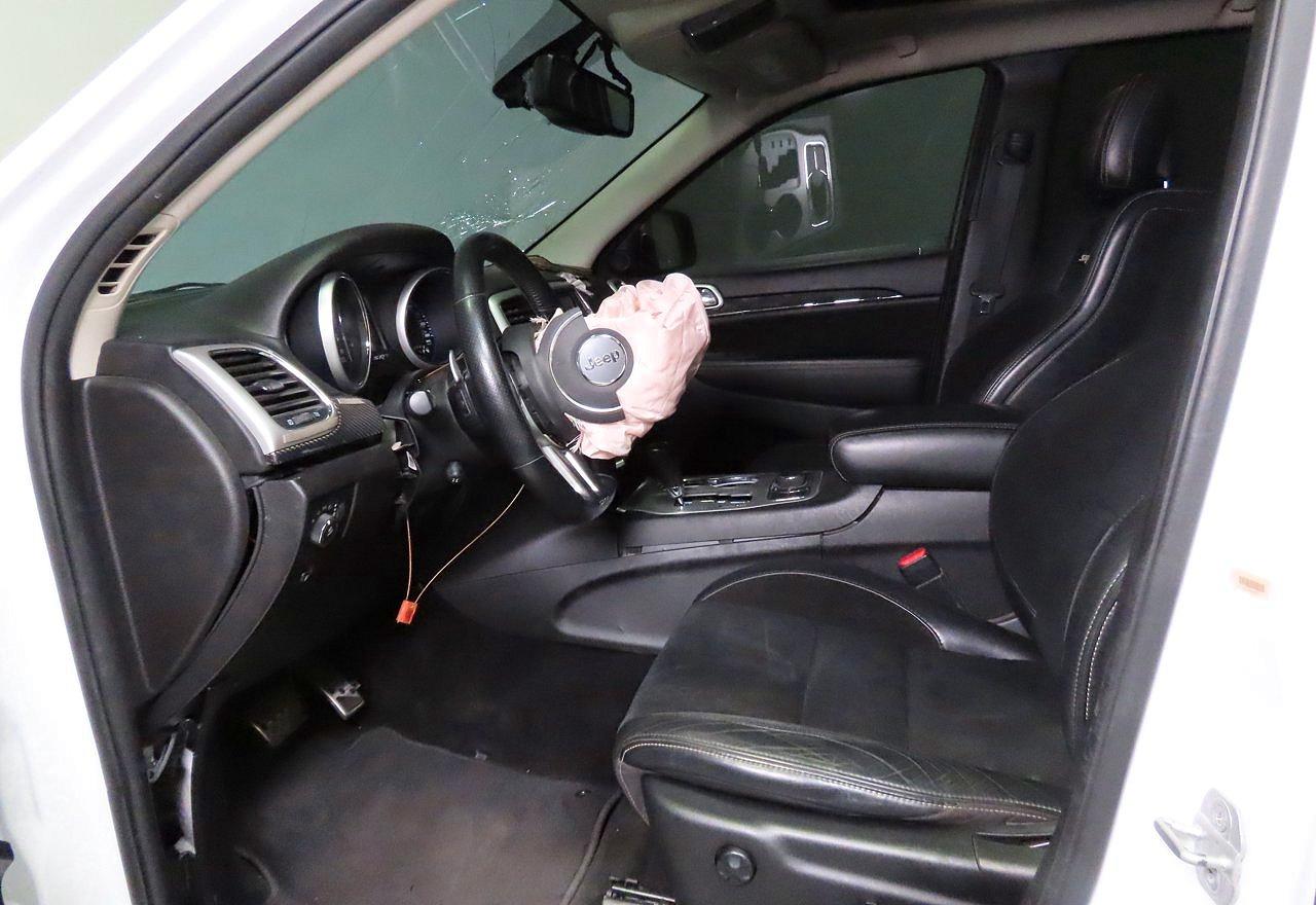 2013 Jeep Grand Cherokee Srt-8 Белый vin: 1C4RJFDJ4DC563714
