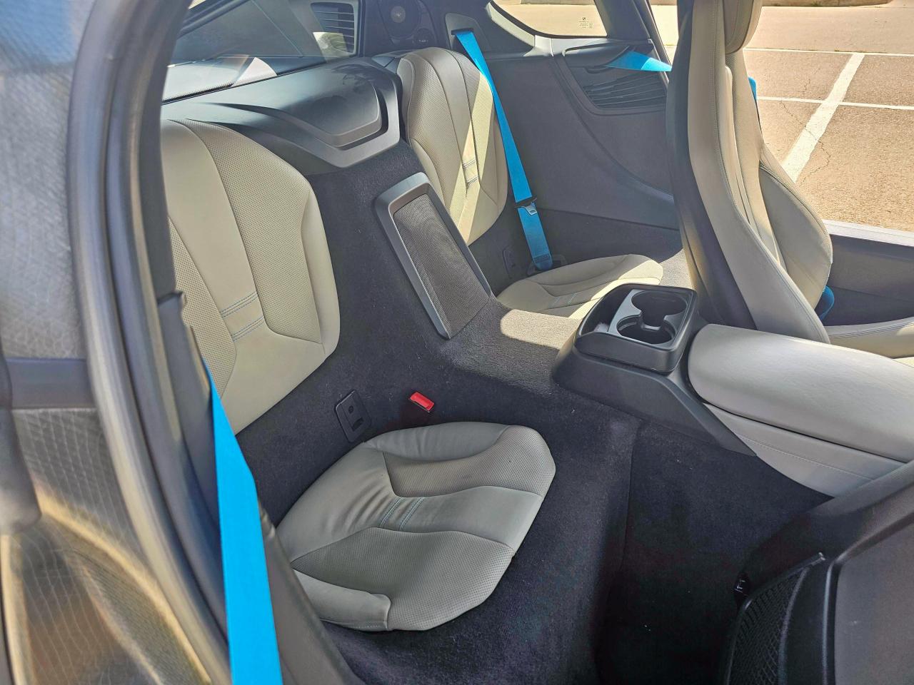 2014 Bmw I8 Two Tone vin: WBY2Z2C51EVX64711
