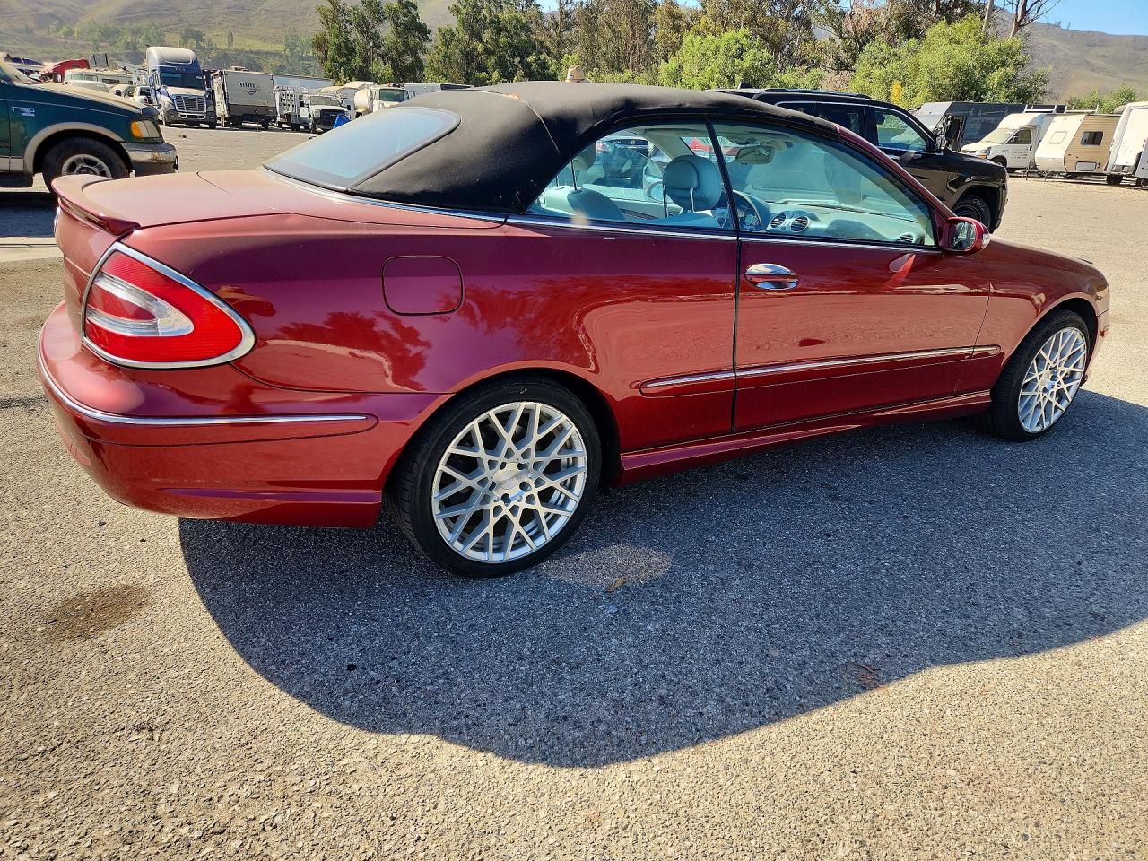 2004 Mercedes-benz Clk 500 Red vin: WDBTK75G14T005040