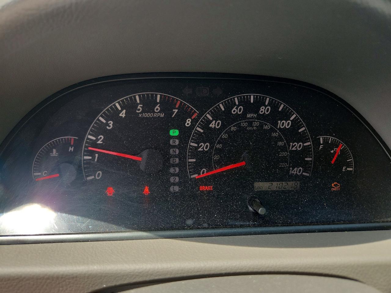 2005 Toyota Camry Standard Silver vin: 4T1BE32K85U568129