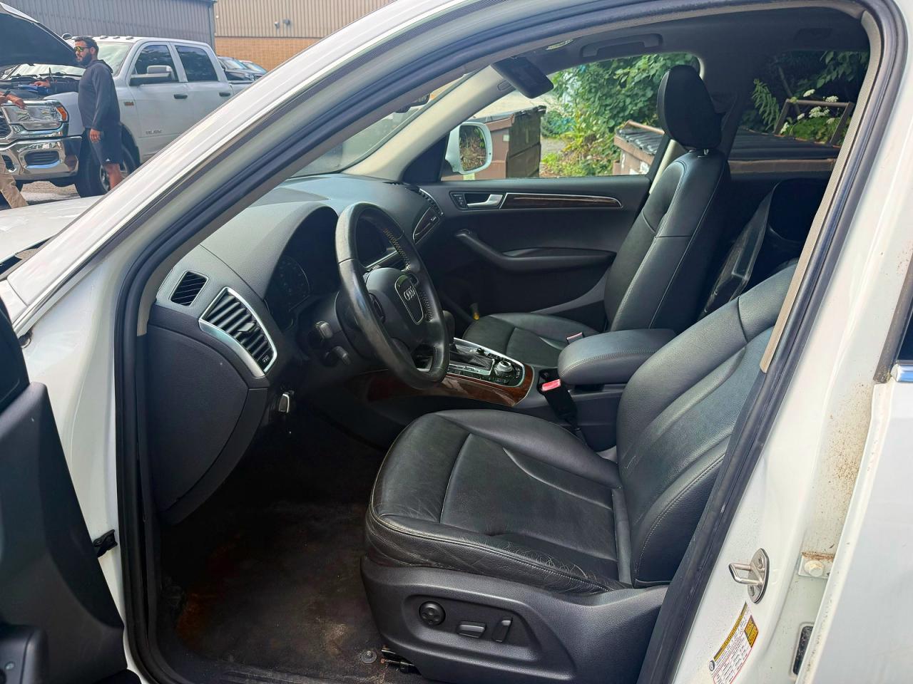2012 Audi Q5 Premium Plus Белый vin: WA1LFAFP0CA06698