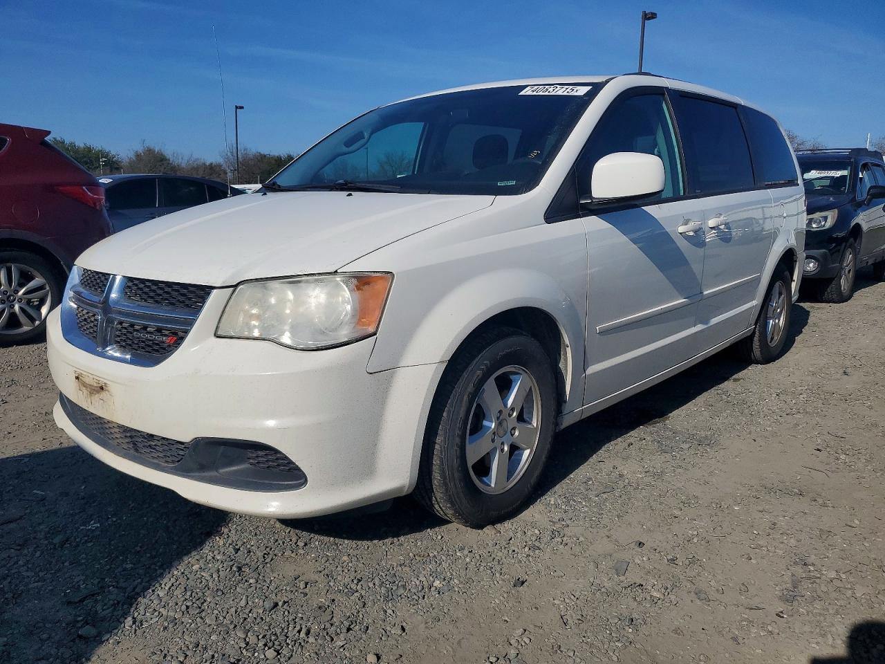 2013 Dodge Grand Caravan Sxt White vin: 2C4RDGCG7DR635970