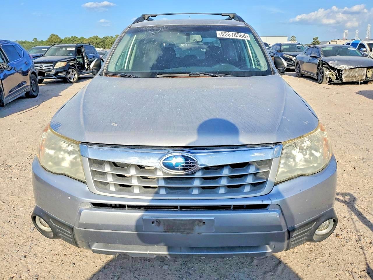 2012 Subaru Forester Limited Silver vin: JF2SHBEC7CH412911