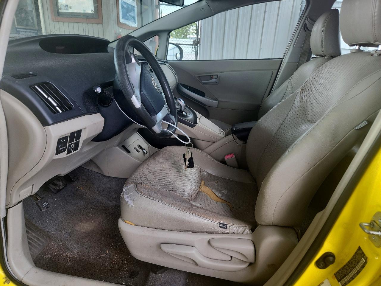 2010 Toyota Prius Ii Yellow vin: JTDKN3DU6A1304289