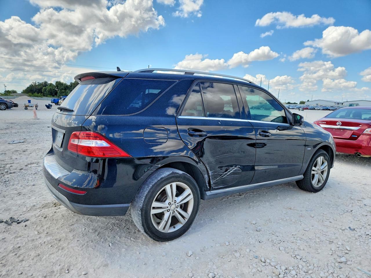 2012 Mercedes-benz Ml 350 4matic Black vin: 4JGDA5HB6CA017039
