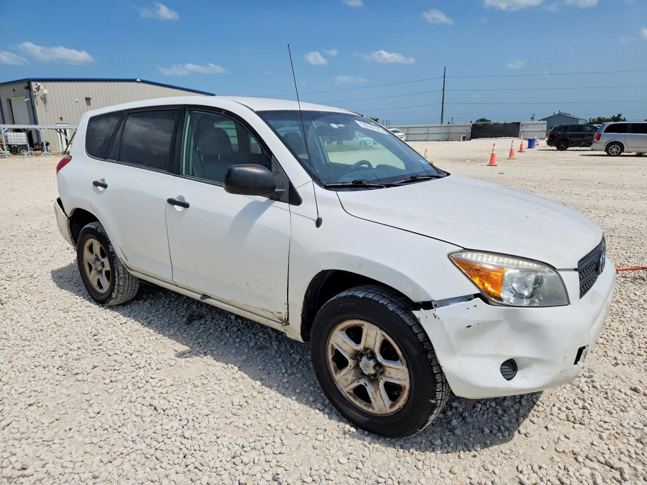 2008 Toyota Rav4 Base White vin: JTMBK33V985043746