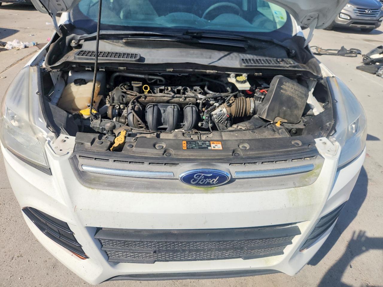 2014 Ford Escape S White vin: 1FMCU0F73EUB93018