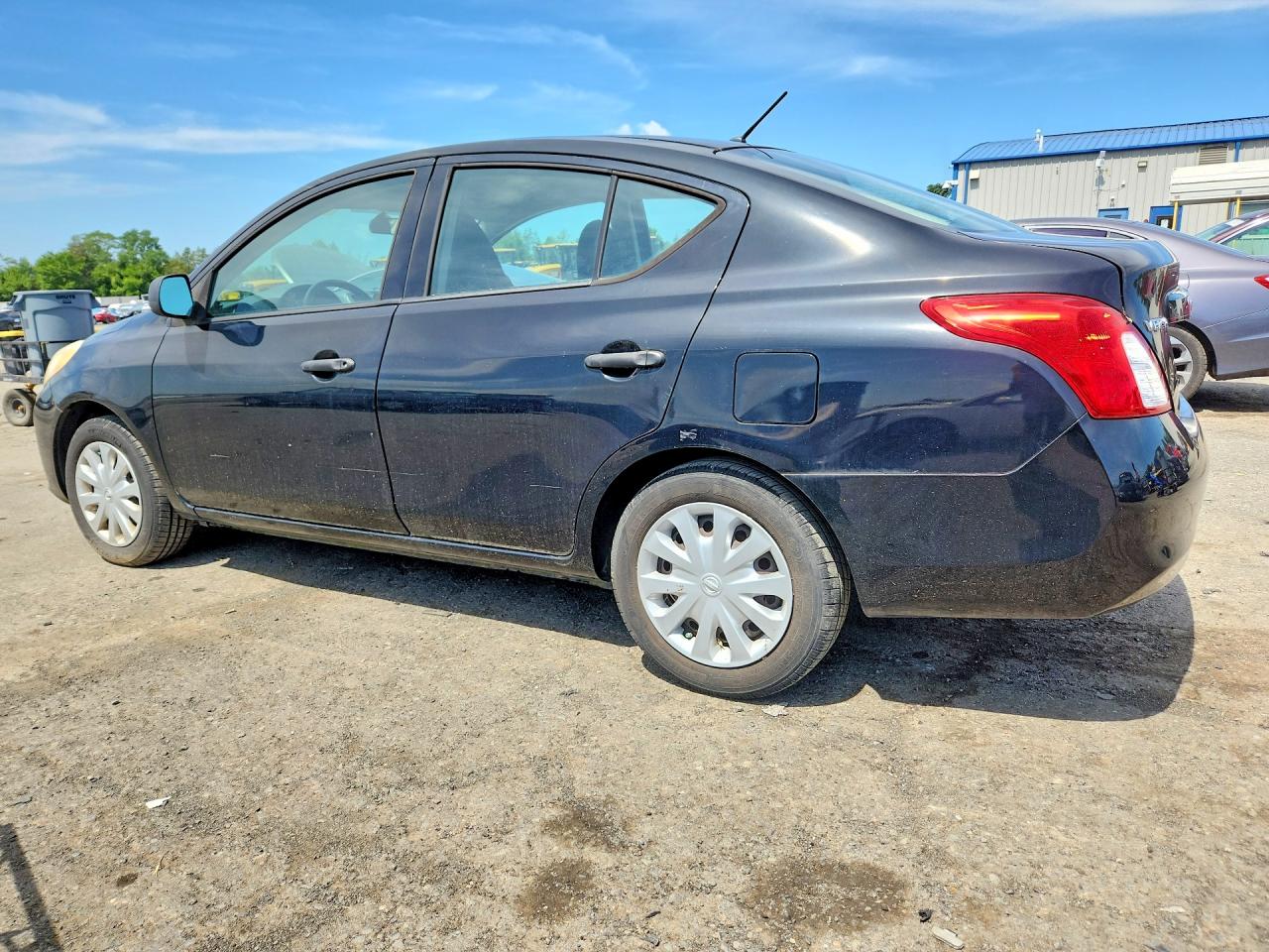 2014 Nissan Versa 1.6 S Black vin: 3N1CN7AP8EL840964