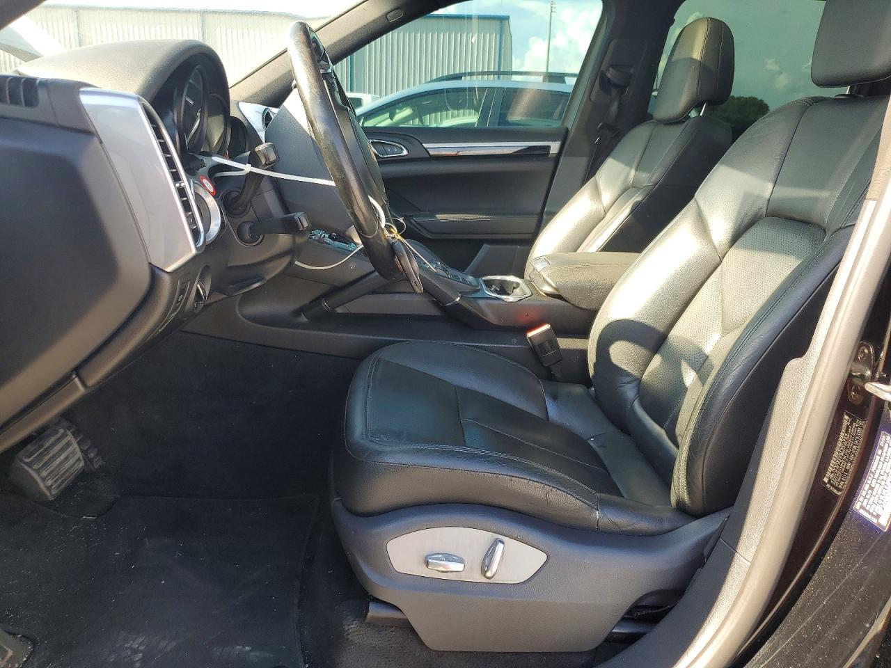 2014 Porsche Cayenne Black vin: WP1AA2A25ELA97424