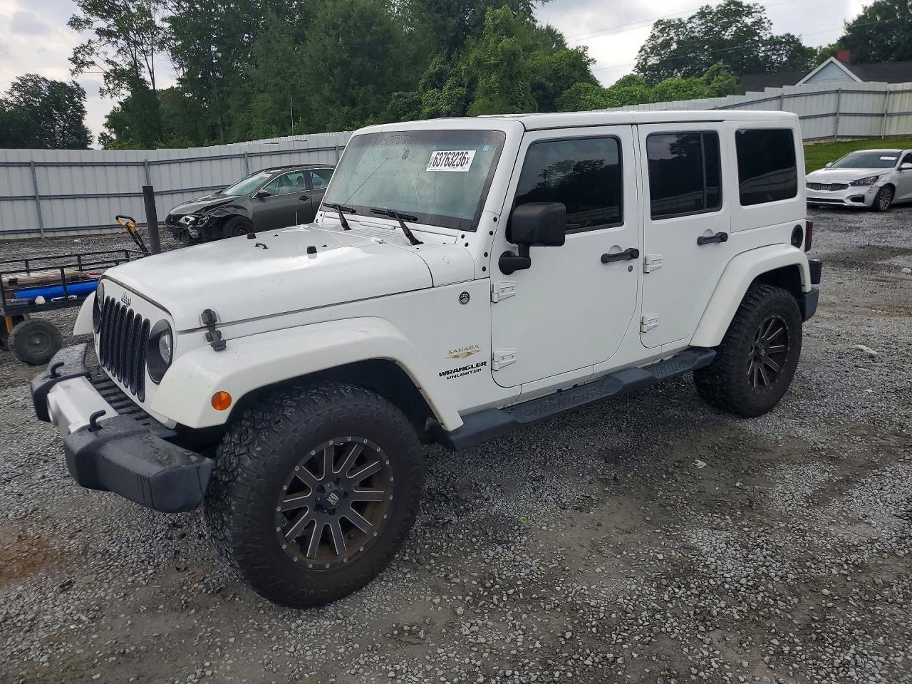 2015 Jeep Wrangler Unlimited Sahara White vin: 1C4BJWEG6FL624777