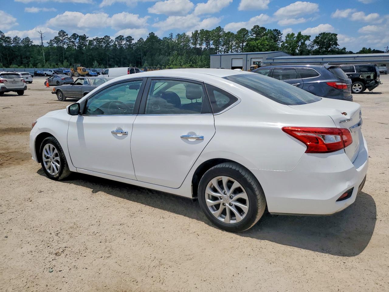 2018 Nissan Sentra Sv White vin: 3N1AB7AP2JY239353