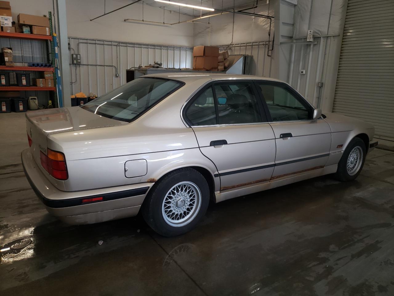 1995 Bmw 525 I Automatic Gold vin: WBAHD6324SGK85395