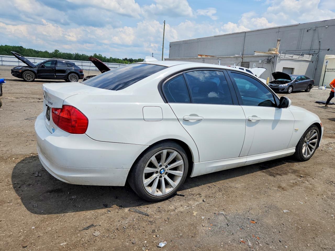 2011 Bmw 328 I Sulev White vin: WBAPH5G50BNM78413