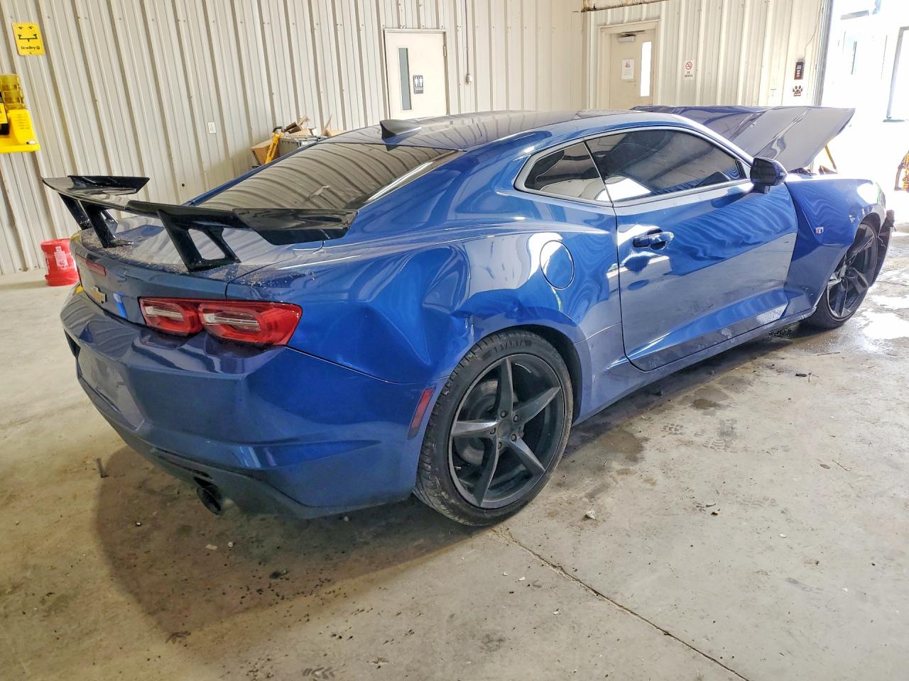 2019 Chevrolet Camaro Ls Синий vin: 1G1FB1RX8K0155384