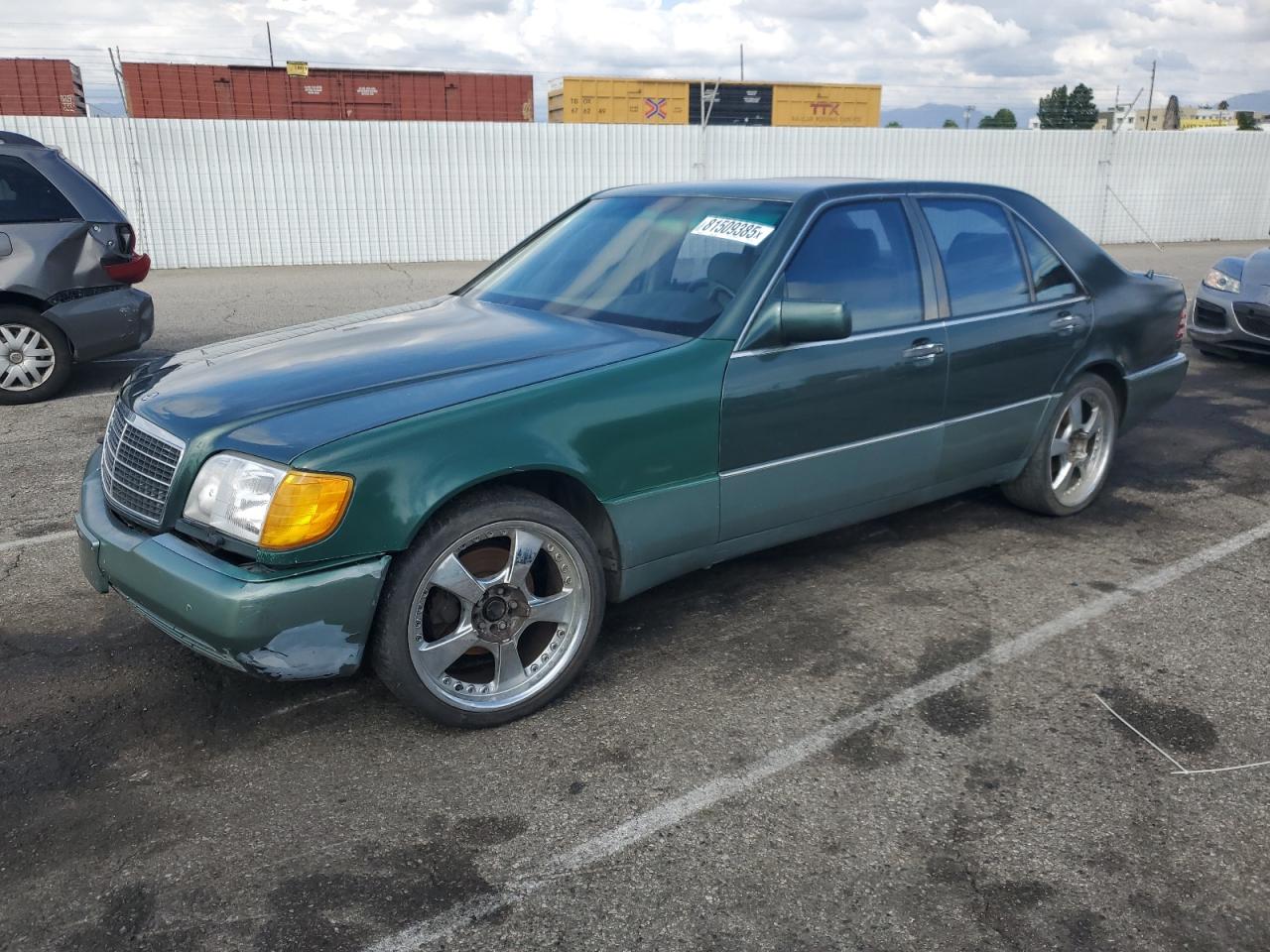 1993 Mercedes-benz 300 Se Зеленый vin: WDBGA32E8PA125613