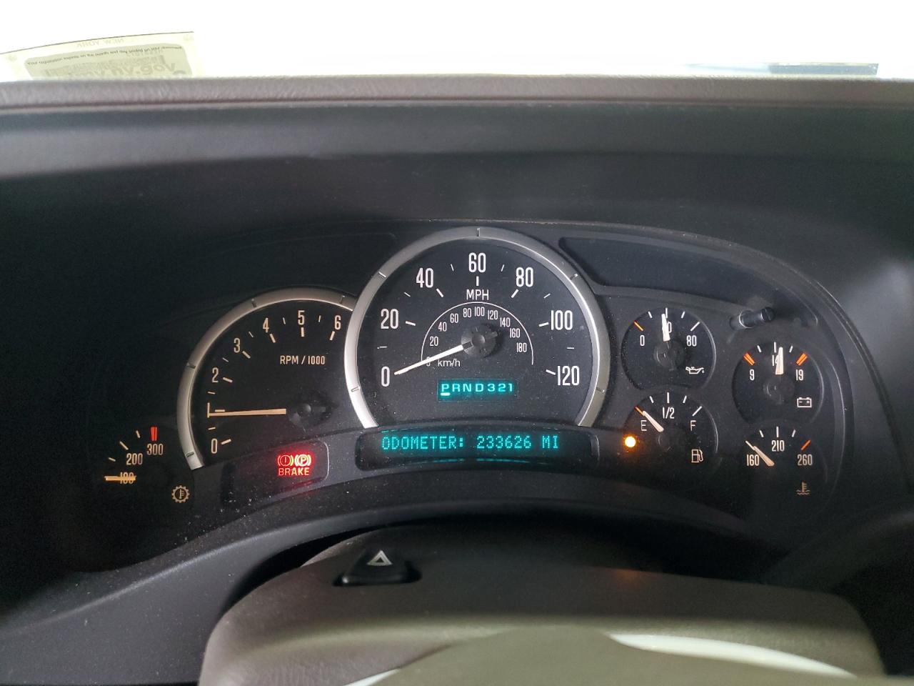 2003 Cadillac Escalade Luxury Белый vin: 1GYEK63N83R191493