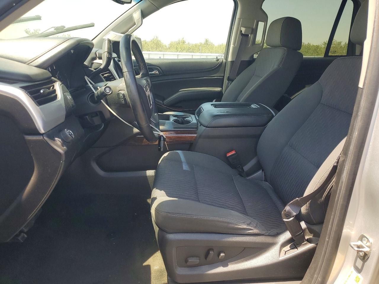 2015 Gmc Yukon Sle Silver vin: 1GKS1AKC1FR675884