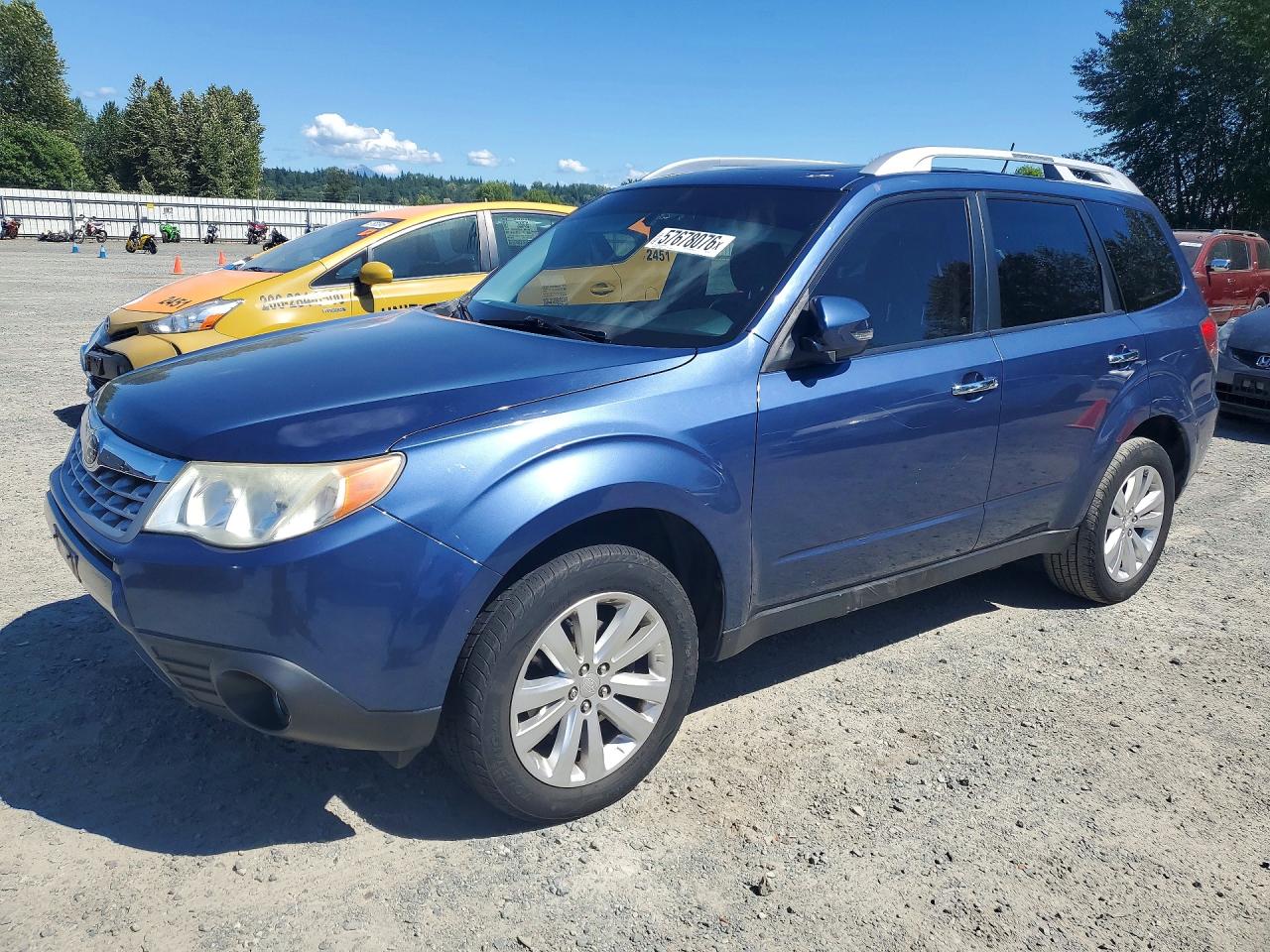 2011 Subaru Forester Touring Синий vin: JF2SHAGCXBH705319